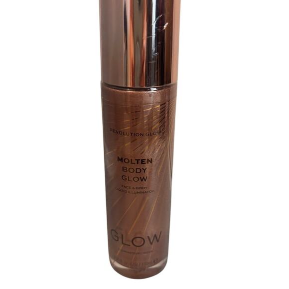 Revolution Beauty Other - Revolution Molton Body Glow Rose Gold Illuminator 100 mL/3.38 fl oz